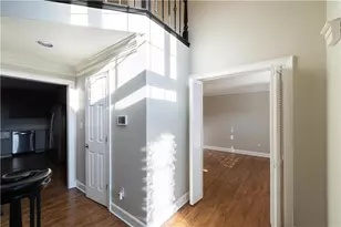 1460 Midland Way, Lawrenceville, GA 30043 - Photo 5