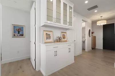 2425 Peachtree Road NE #902, Atlanta, GA 30305 - Photo 13