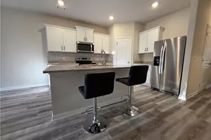 4169 Oakwood Ter Ct, Oakwood, GA 30566 - Photo 5