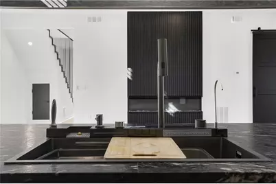 2375 Browns Mill Road SE, Atlanta, GA 30315 - Photo 11