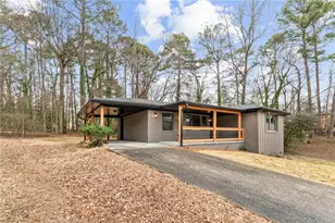 2749 Lincoln Ct NW, Atlanta, GA 30318 - Photo 1