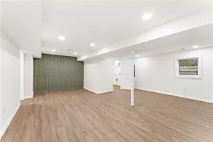 2749 Lincoln Ct NW, Atlanta, GA 30318 - Photo 15