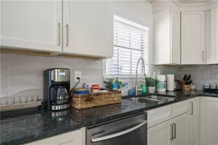 942 Cadencia Way SW, Lilburn, GA 30047 - Photo 35