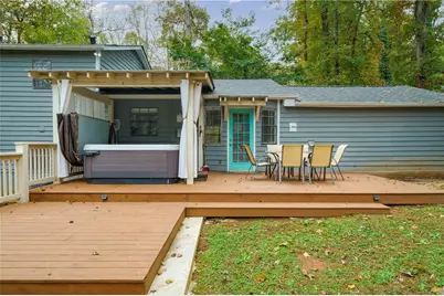 942 Cadencia Way SW, Lilburn, GA 30047 - Photo 11