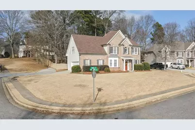 6515 N Grand Magnolia Drive, Sugar Hill, GA 30518 - Photo 3