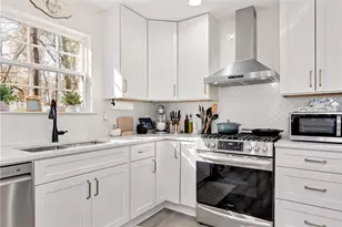 3285 Bridgeshaw Dr, Cumming, GA 30028 - Photo 11