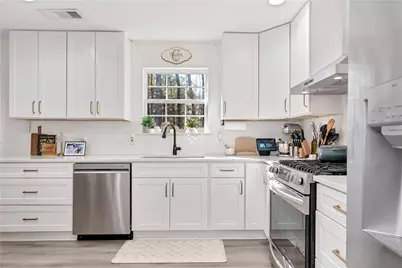 3285 Bridgeshaw Drive, Cumming, GA 30028 - Photo 13