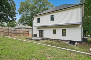 1955 Meadow Ln, Decatur, GA 30032 - Photo 5