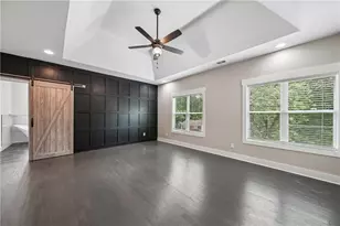 1955 Meadow Ln, Decatur, GA 30032 - Photo 9