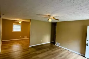 1345 Labelle St, Jonesboro, GA 30238 - Photo 9