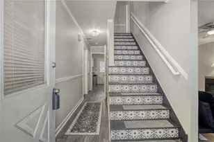 1049 Autumn Crest Dr, Stone Mountain, GA 30083 - Photo 5