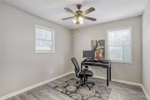 1049 Autumn Crest Dr, Stone Mountain, GA 30083 - Photo 11