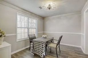 1049 Autumn Crest Dr, Stone Mountain, GA 30083 - Photo 9