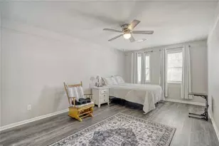 1049 Autumn Crest Dr, Stone Mountain, GA 30083 - Photo 19