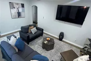 2133 Pinehurst Dr, East Point, GA 30344 - Photo 5