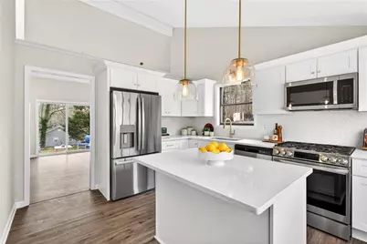 4933 Dana Drive NE, Kennesaw, GA 30144 - Photo 13