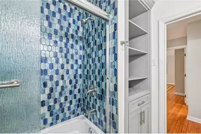 364 W Parkwood Road, Decatur, GA 30030 - Photo 19