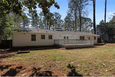 240 Berwick Drive, Atlanta, GA 30328 - Photo 17