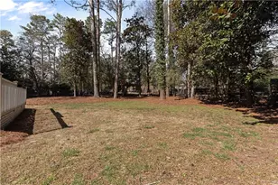 240 Berwick Dr, Atlanta, GA 30328 - Photo 21
