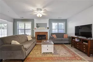 1519 Evanston Ln, Marietta, GA 30062 - Photo 3