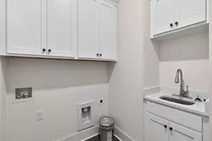 220 Suwanee Ave, Suwanee, GA 30024 - Photo 21