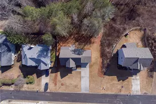 254 Creek View Pl, Canton, GA 30114 - Photo 3