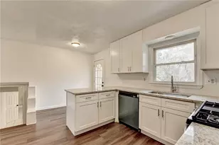 470 Rocky Creek Dr, Roswell, GA 30075 - Photo 17