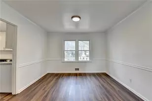 470 Rocky Creek Dr, Roswell, GA 30075 - Photo 11