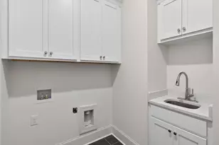 224 Suwanee Ave, Suwanee, GA 30024 - Photo 23