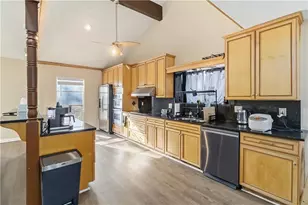 2170 Hunters Ridge Dr, Lawrenceville, GA 30044 - Photo 9