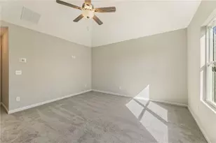 978 Valley Rock Dr, Lithonia, GA 30058 - Photo 11