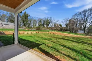 587 Woodland Ave, Scottdale, GA 30079 - Photo 45