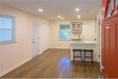 753 Commodore Drive, Atlanta, GA 30318 - Photo 5