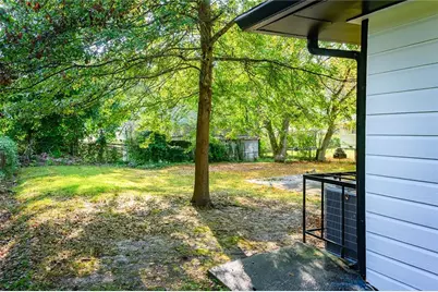 753 Commodore Drive, Atlanta, GA 30318 - Photo 21