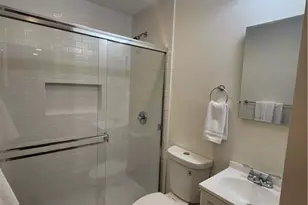 753 Commodore Dr, Atlanta, GA 30318 - Photo 17