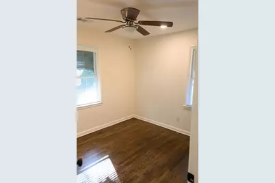 753 Commodore Drive, Atlanta, GA 30318 - Photo 13