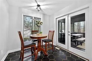 1604 Rex Dr, Marietta, GA 30066 - Photo 9