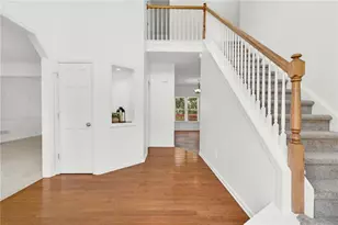 5422 Pepperbush Ct, Sugar Hill, GA 30518 - Photo 5