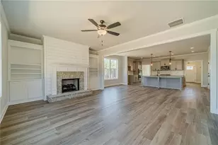 322 Pinewood Dr, Covington, GA 30014 - Photo 5