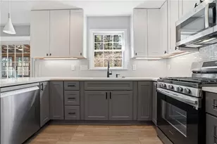 4040 Candler Lake W NE, Atlanta, GA 30319 - Photo 11