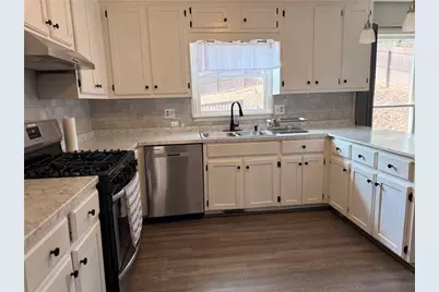 1424 Shadowbrook Drive, Marietta, GA 30062 - Photo 5