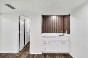 529 Greystone Trail, Marietta, GA 30068 - Photo 29