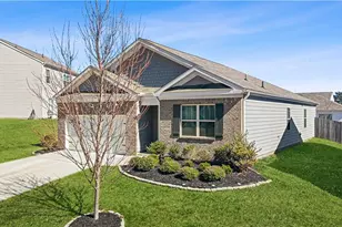 3798 Makeover Ct, Atlanta, GA 30349 - Photo 3