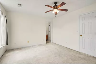 2256 Dresden Green NW, Kennesaw, GA 30144 - Photo 17