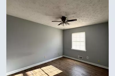 8678 Glenwoods Drive, Riverdale, GA 30274 - Photo 21