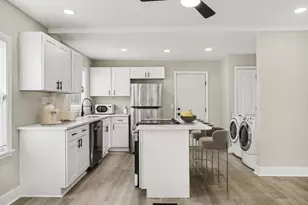 1515 Jonesboro Rd SE, Atlanta, GA 30315 - Photo 3