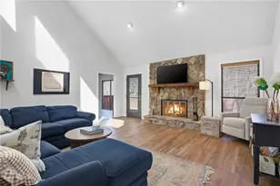 3555 Schilling Ridge, Peachtree Corners, GA 30096 - Photo 5