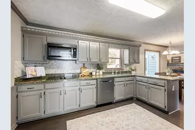 1090 Steeple Run, Lawrenceville, GA 30043 - Photo 3