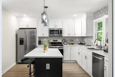 1675 Alvarado Terrace SW, Atlanta, GA 30310 - Photo 9