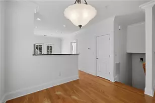 865 Perennial Dr, Atlanta, GA 30328 - Photo 9